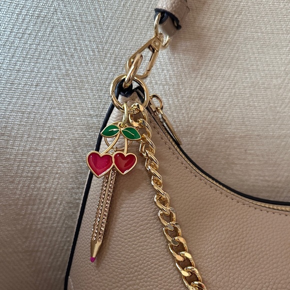 Nanette Lepore Beige Shoulder Bag with Gold Chain - Picture 3 of 11